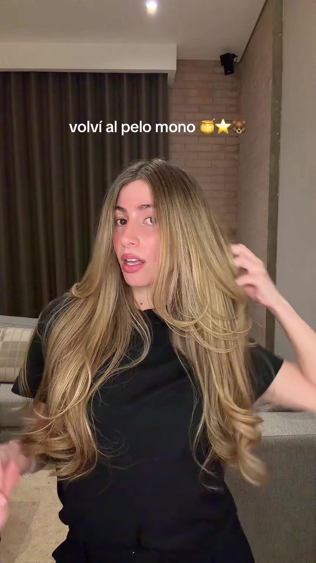@Isabella Chams