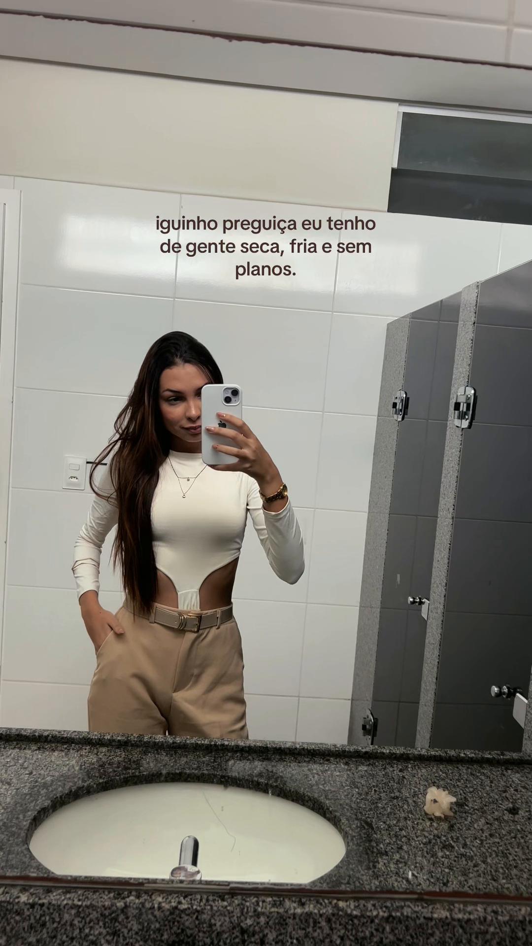 @clara💕