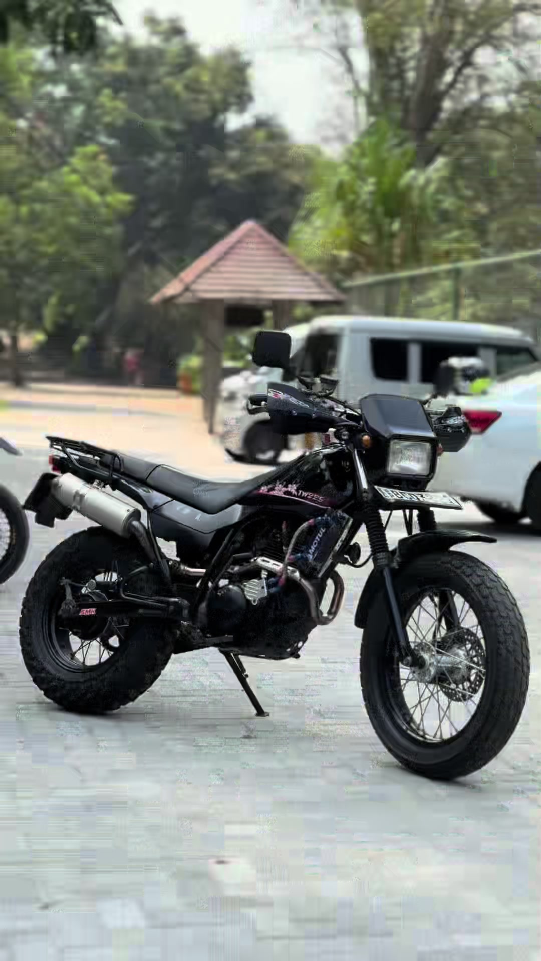 @Asesh_sandun