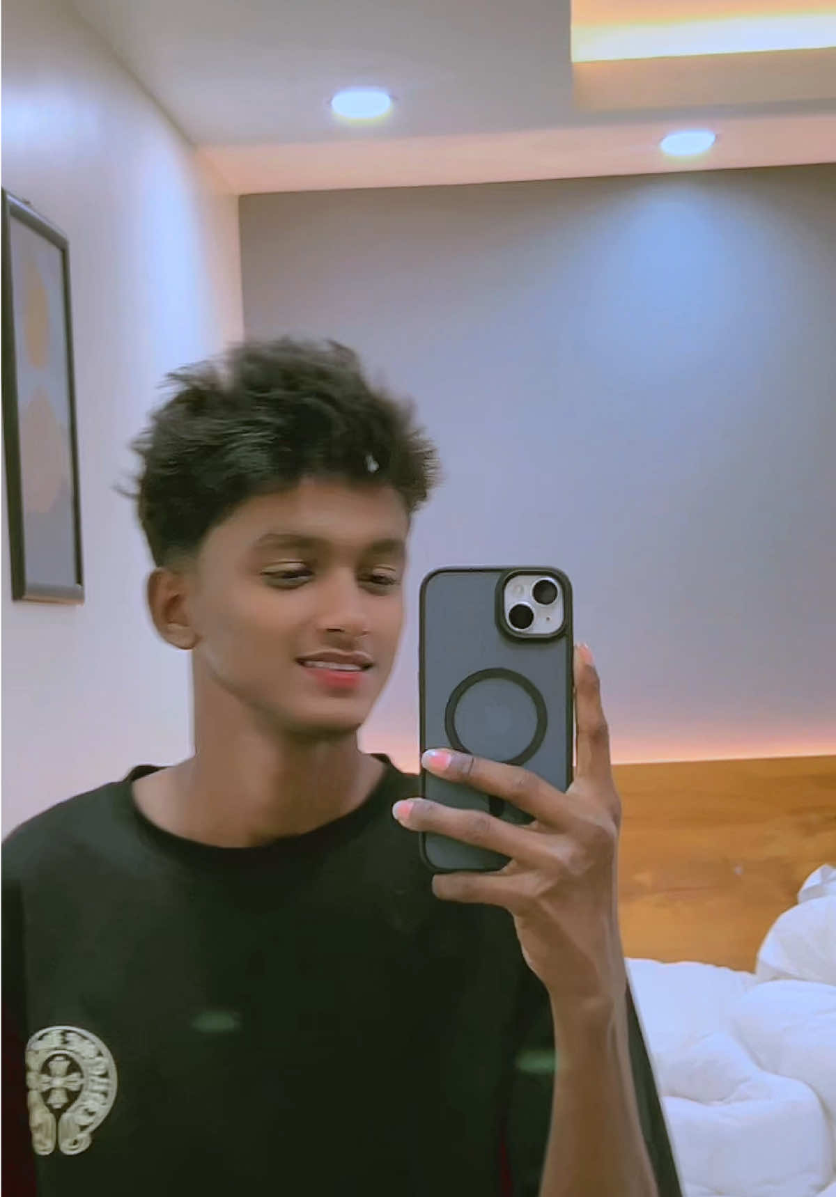 @MADHESI__XAURA