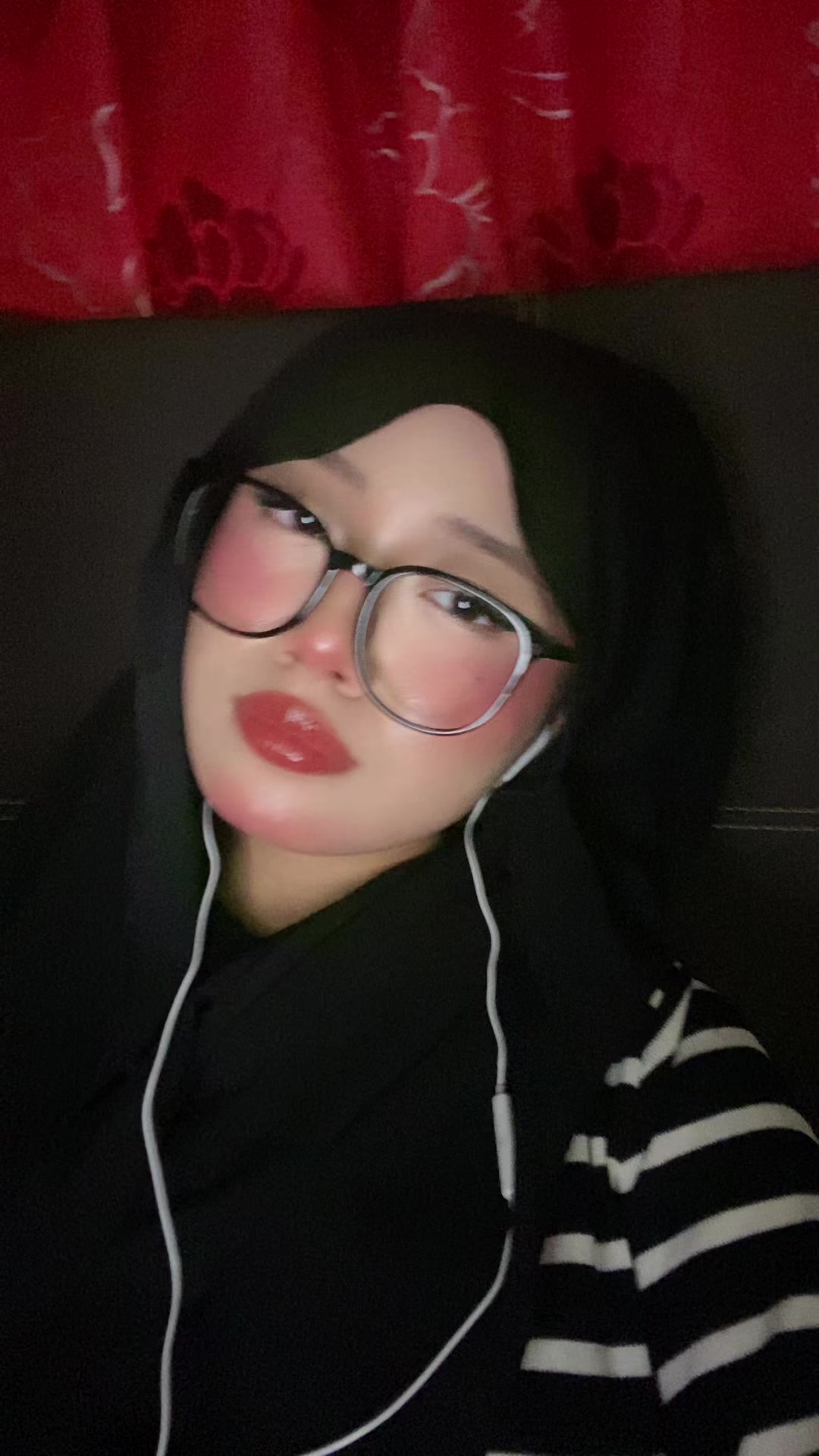 @ع