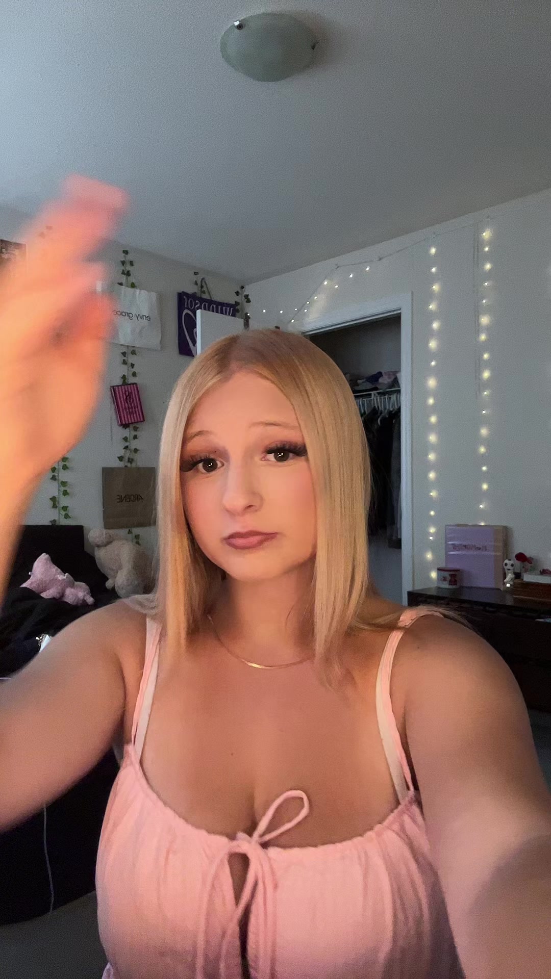 @𝓐𝓵𝓵𝓸𝓻𝓪.💕