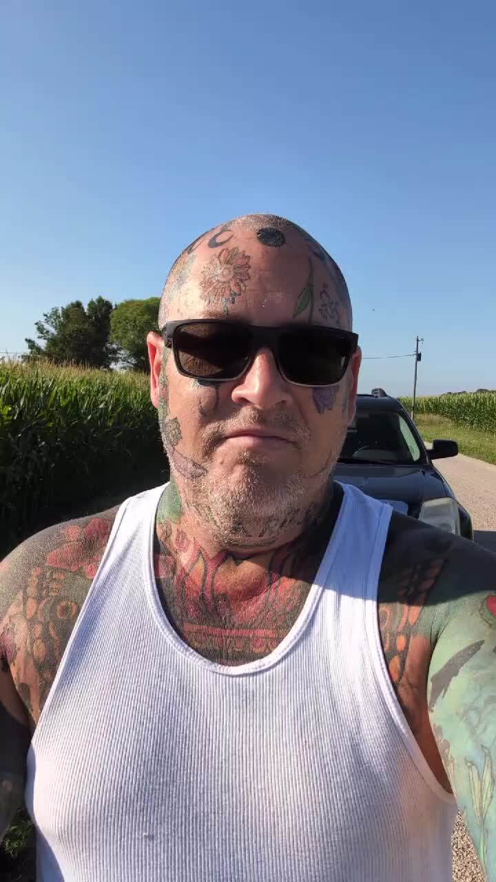 @Tattedhoosierguy