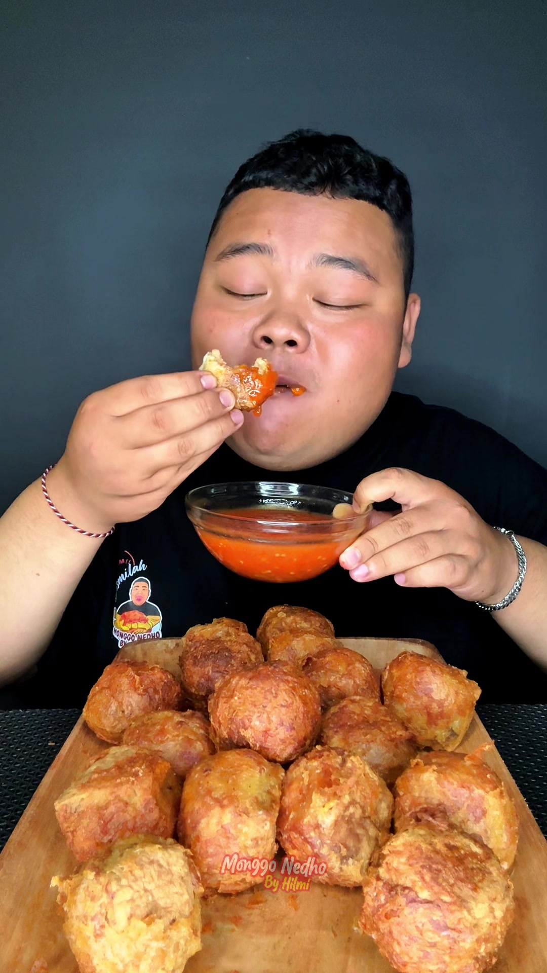 @Monggonedho
