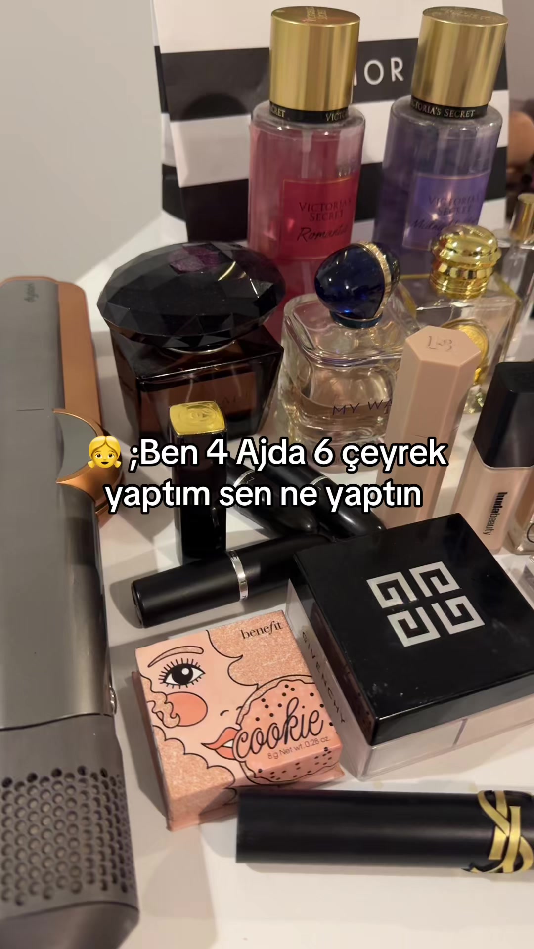 @BERİL✨
