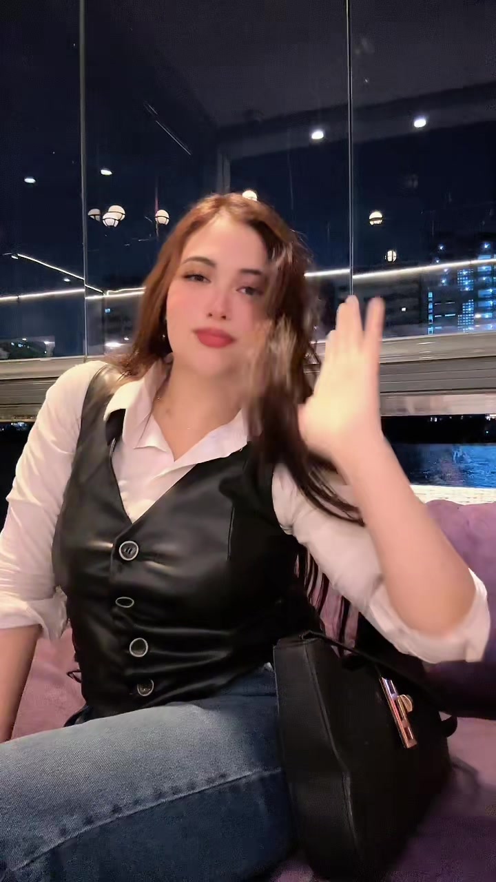 @Sabrina