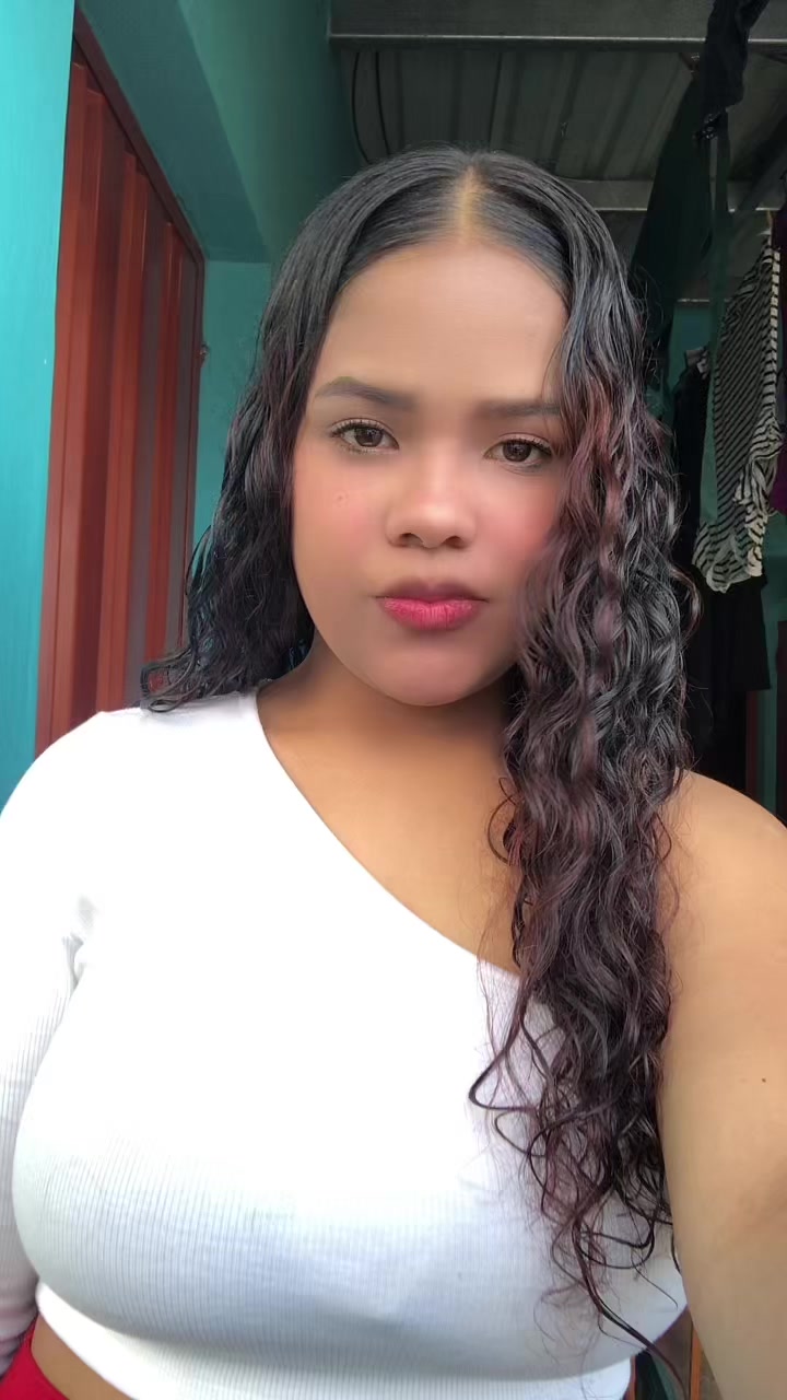 @Ela🌷💚