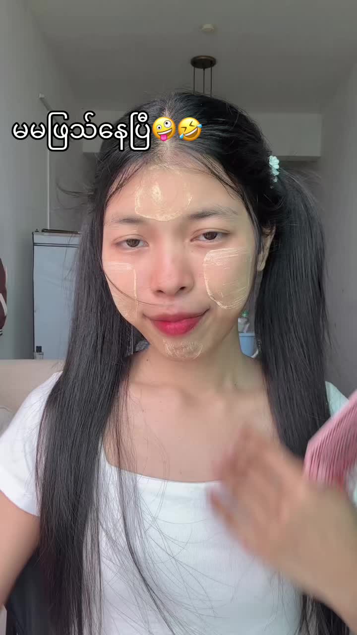 @â¨THET SHWE ZIN đ