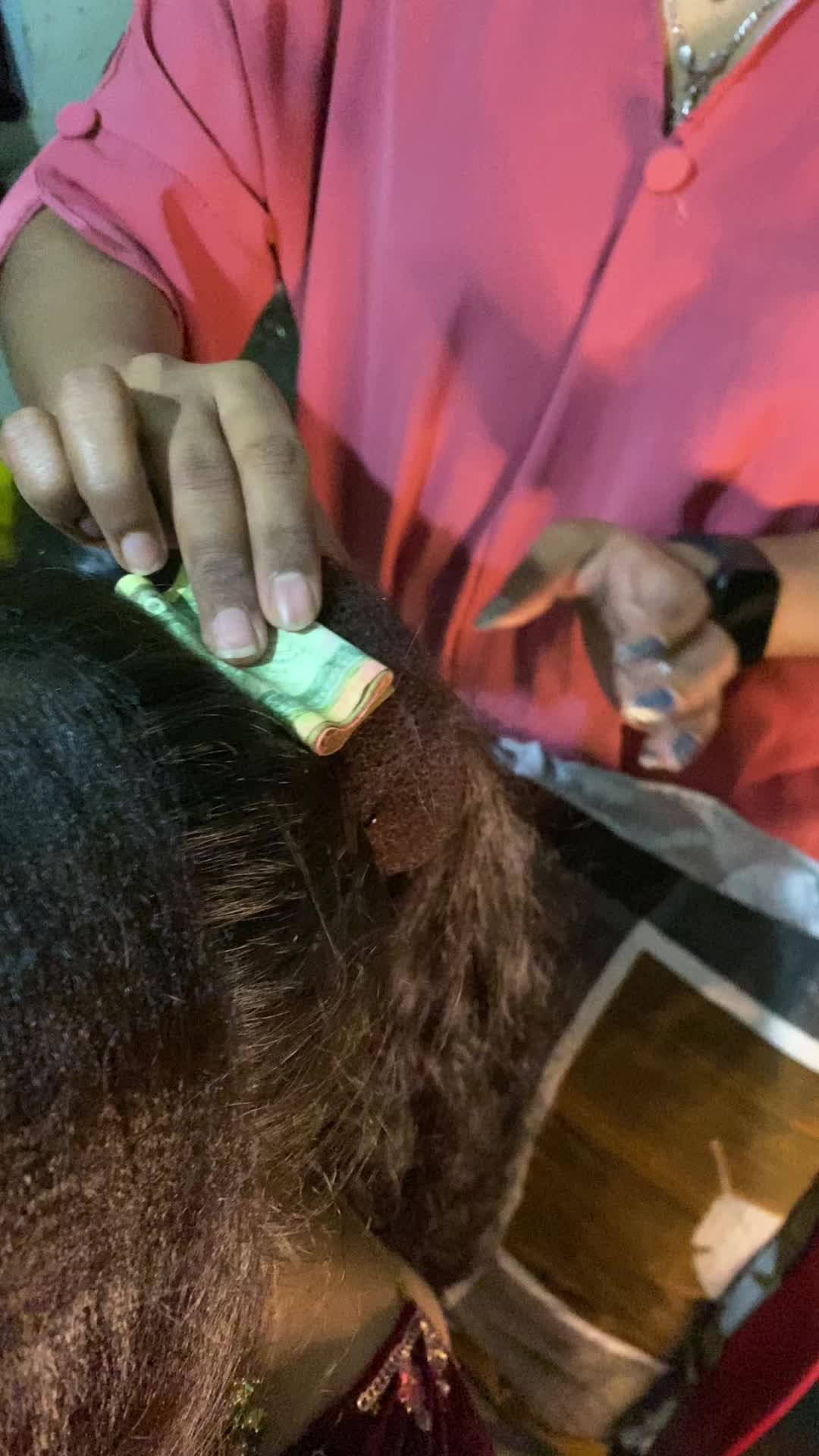 @Aishwarya Beauty parlour kly