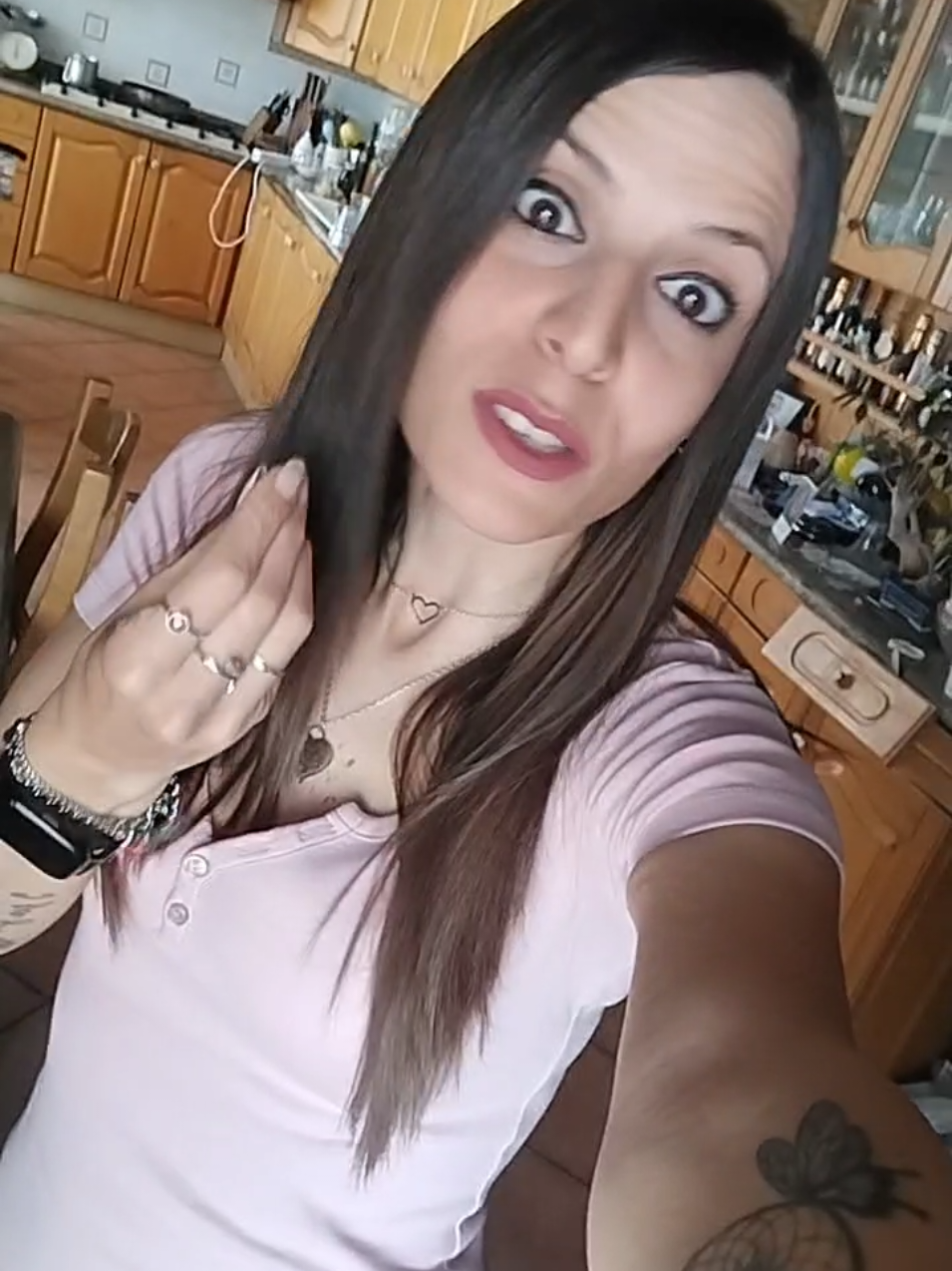 @Valeria