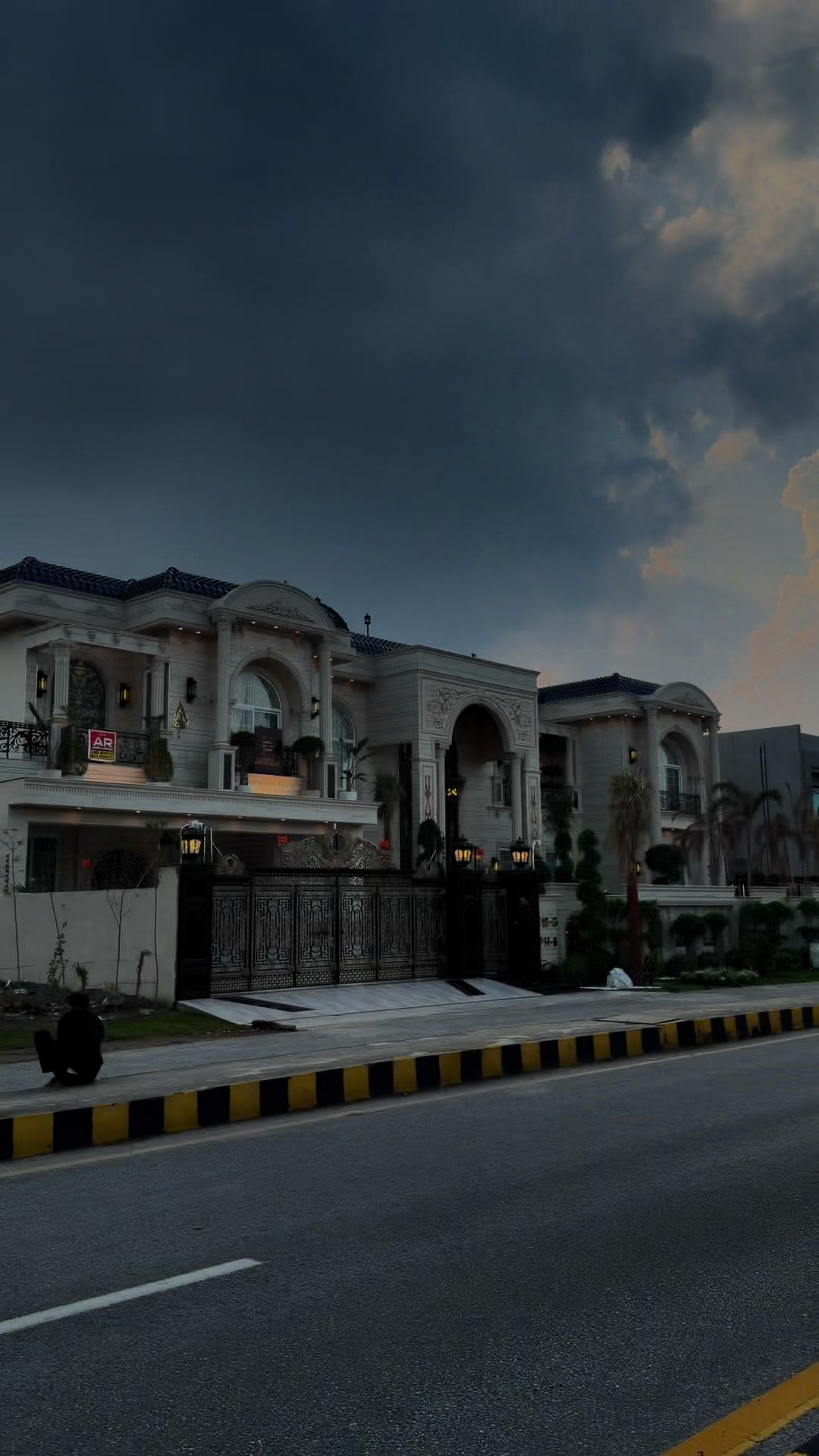 @(GRAND LIVING) USAMA GROUPS”