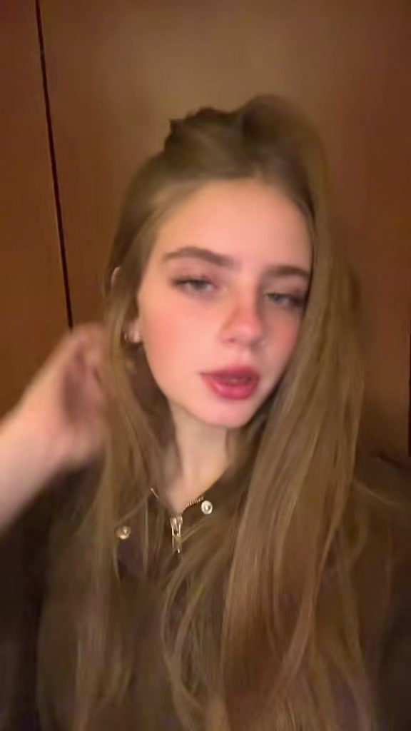 @Coloo