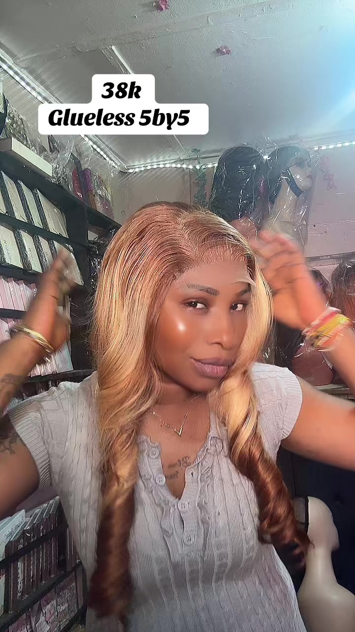 @MAKEUP ARTIST IN Ayobo/Ipaja