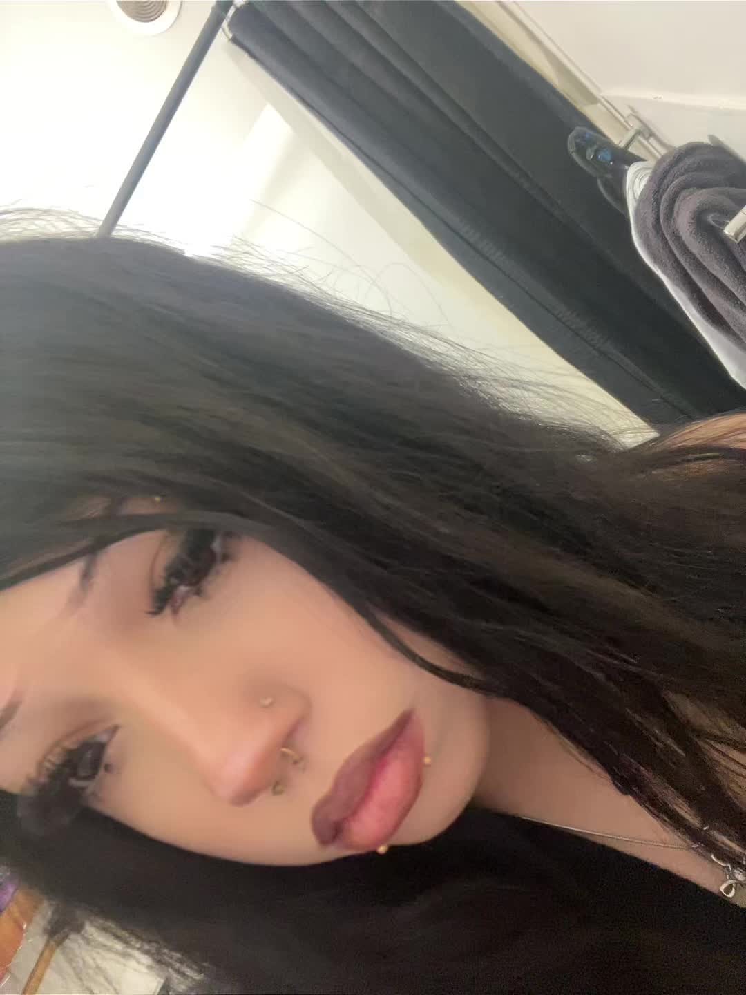 @𝐴𝑙𝑖