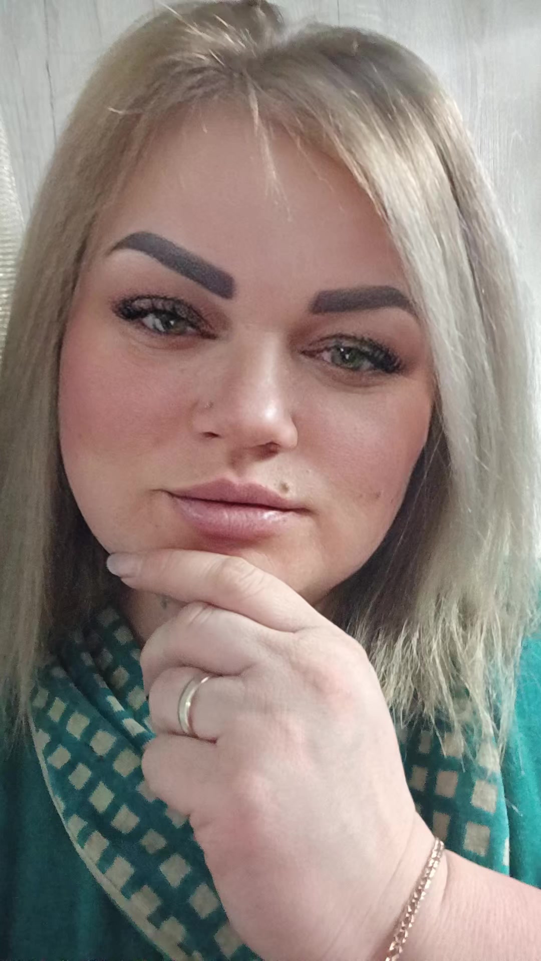 @Вероника