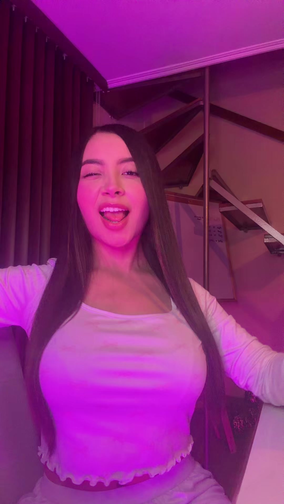 @valecadena23