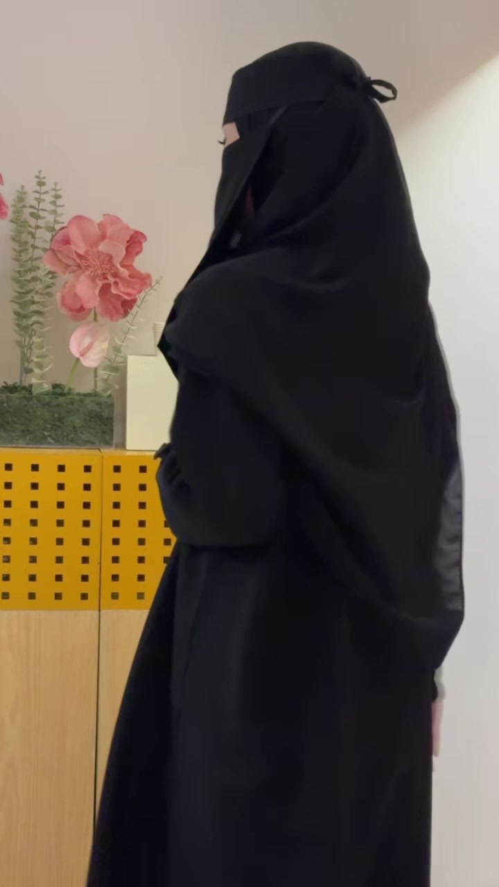 @عبايات إلـــورا