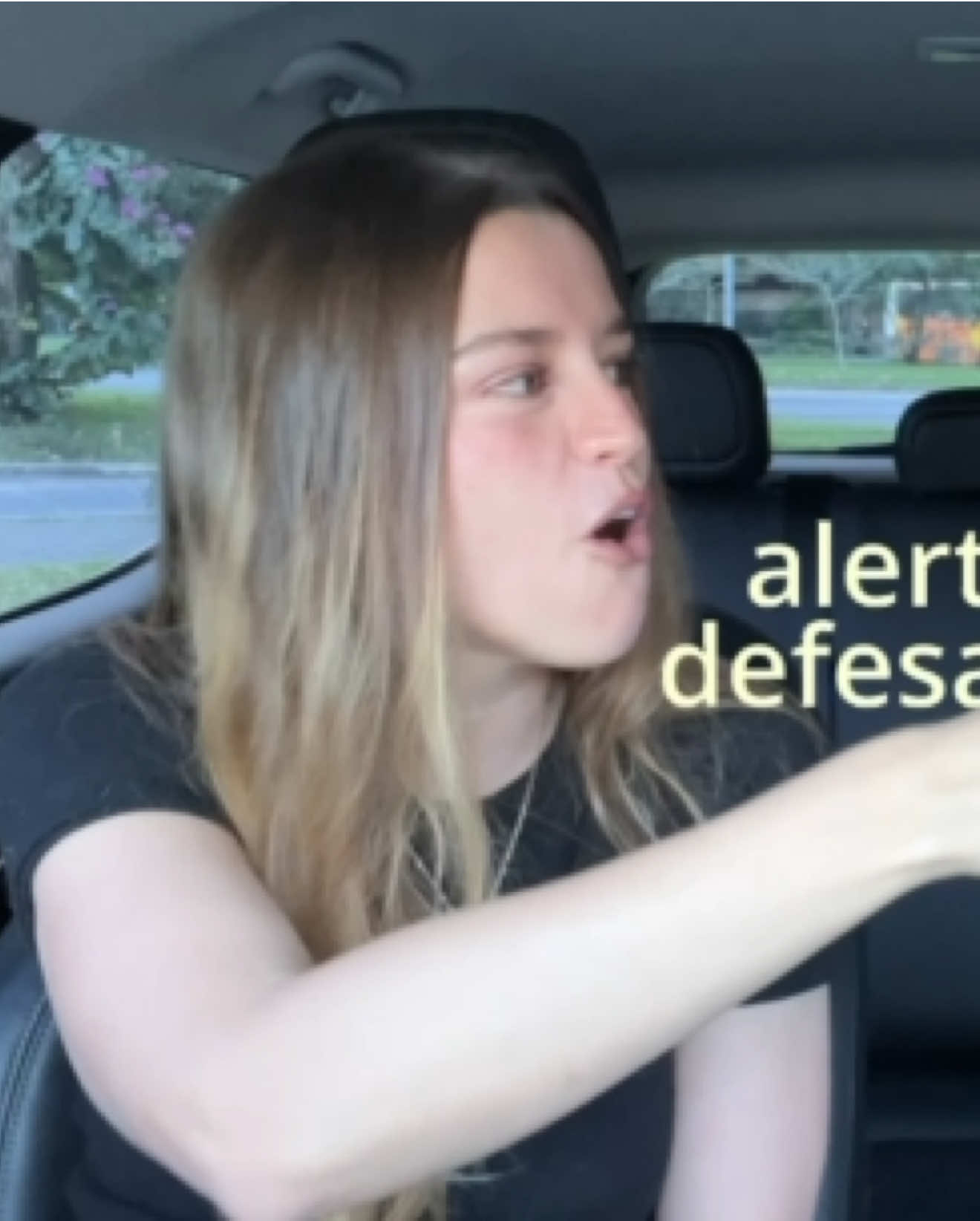 @LELÊ BURNIER
