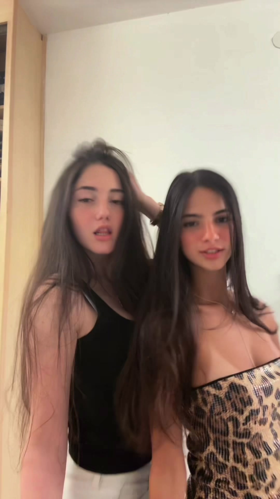 @nelyaprivettt