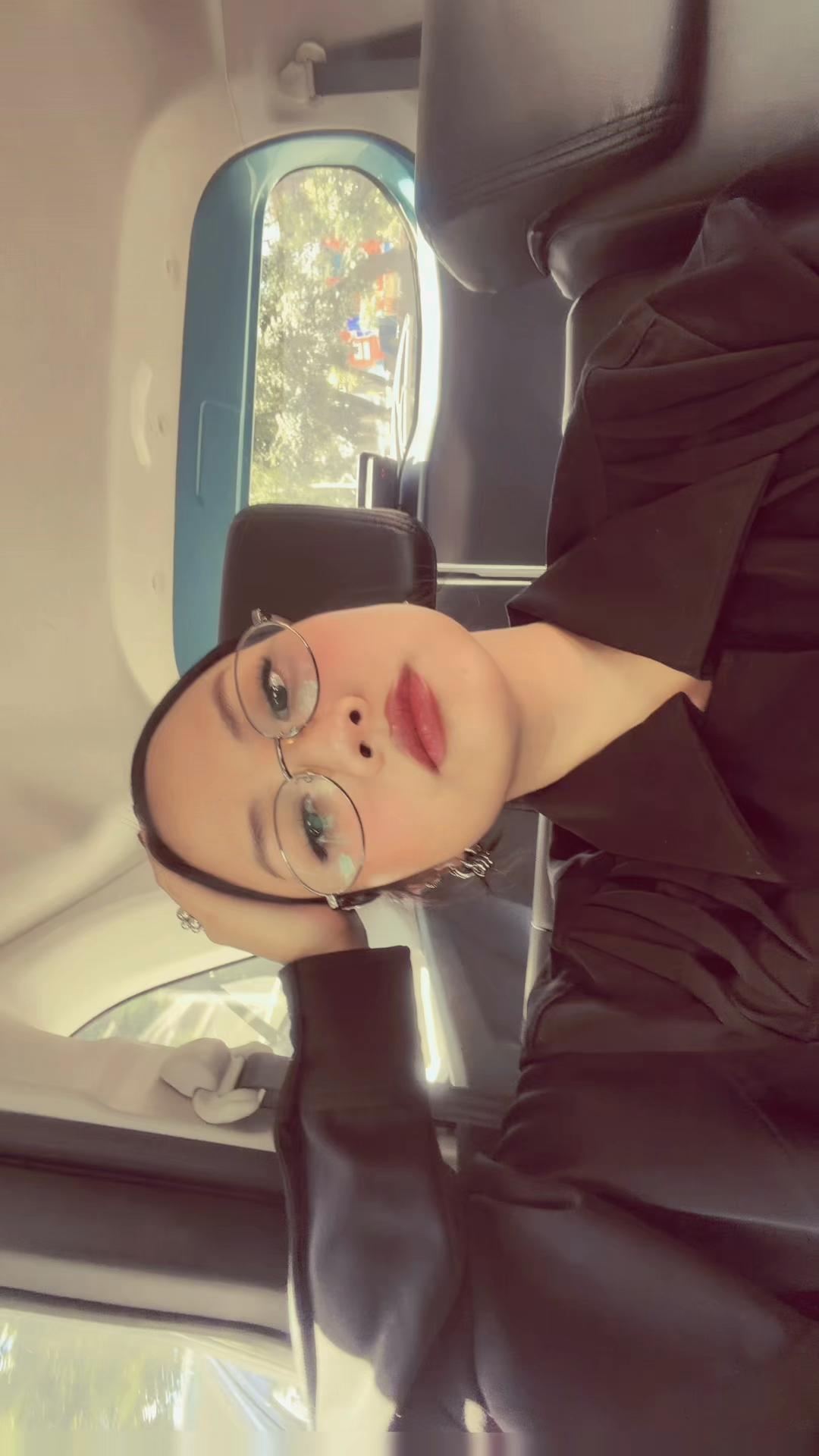 @whiteskkeleton