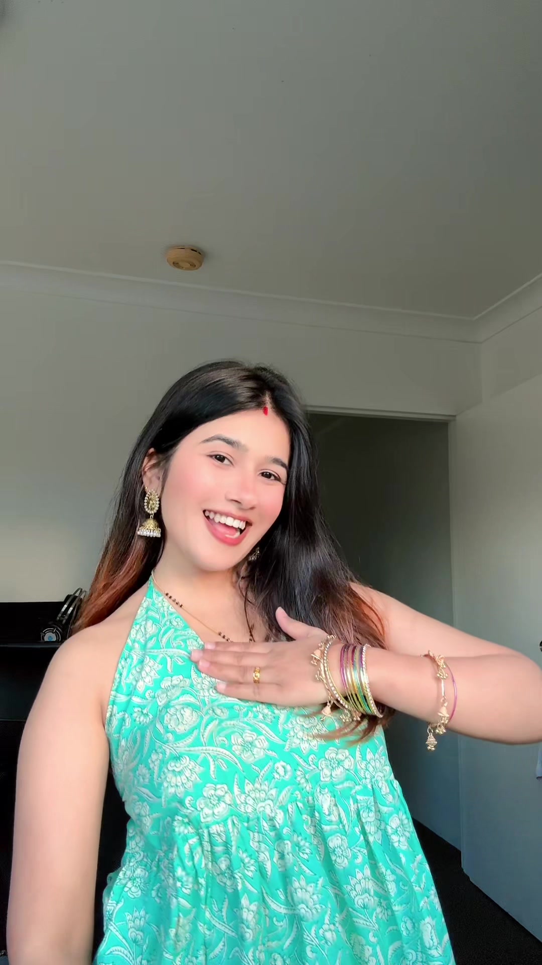 @Mrs.Adhikari 🤭❤️🌸