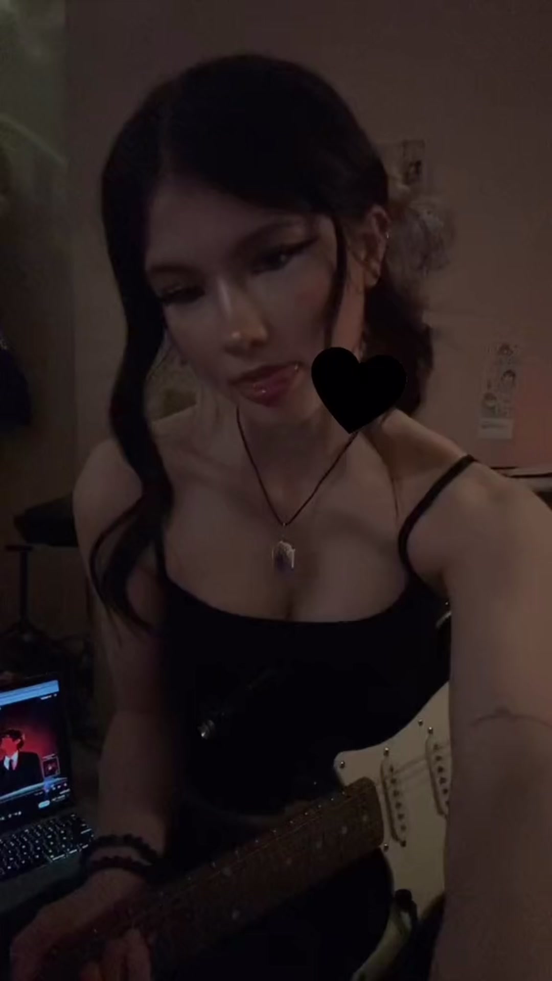 @chloë