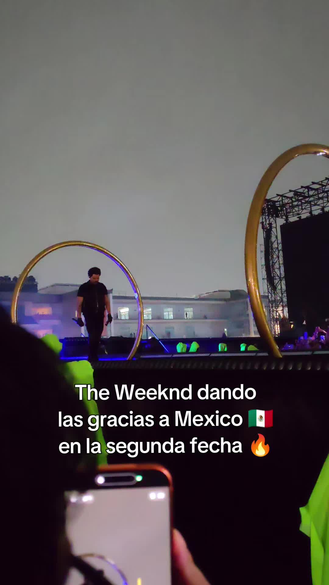 @wowNito