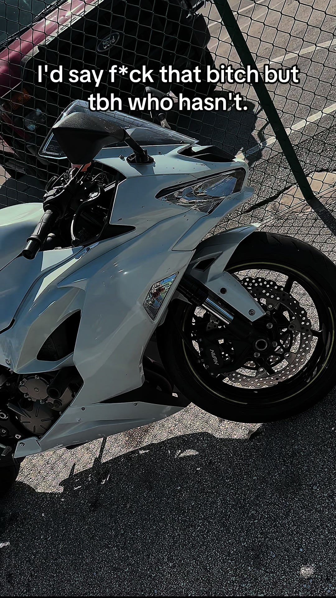 @BrattyKawi636