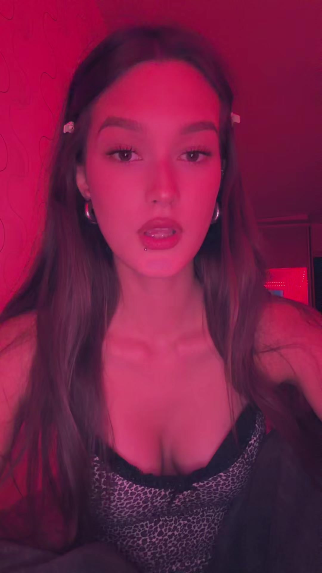 @ARINAREYZ