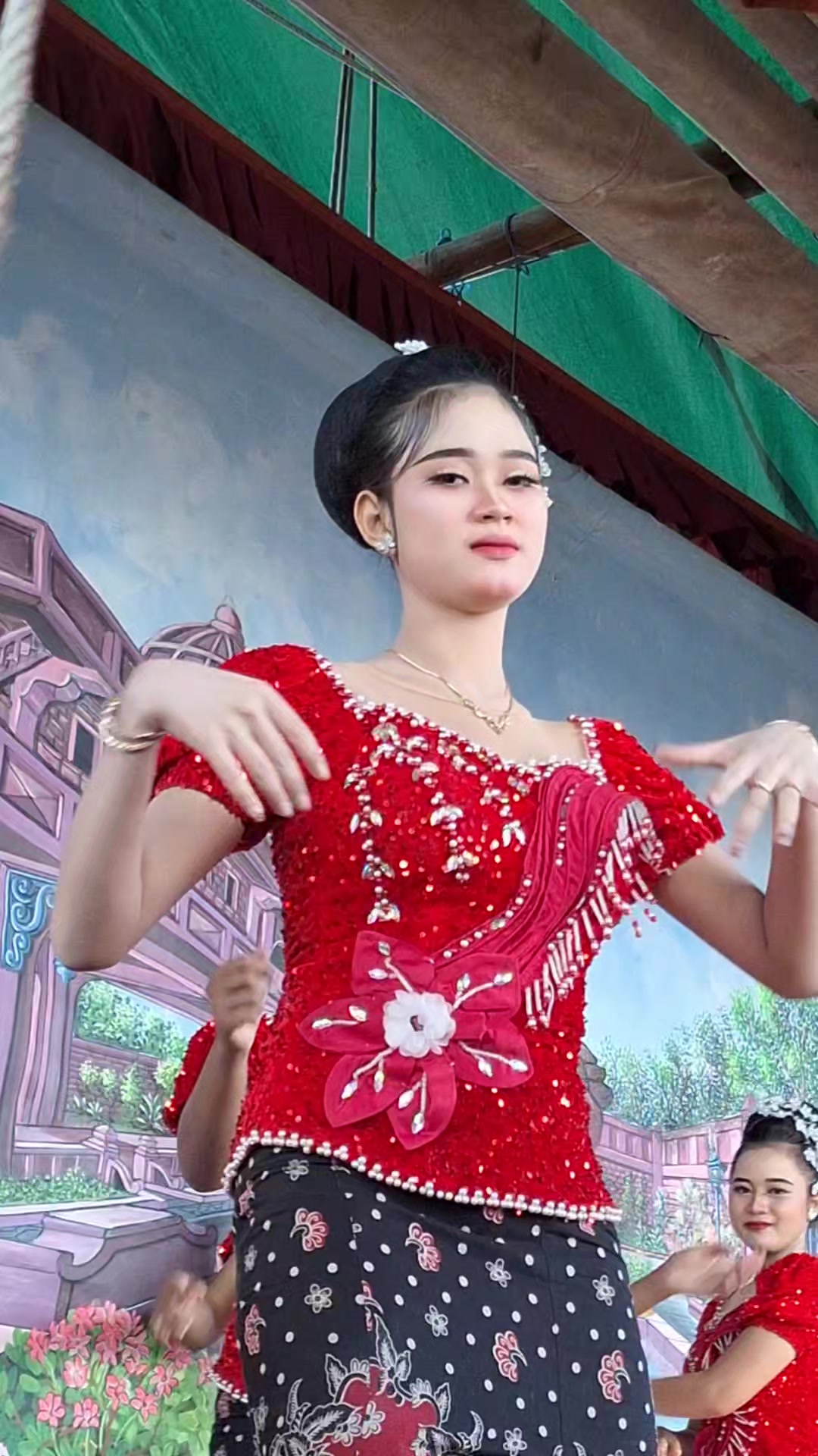 @SisiIndahSeni