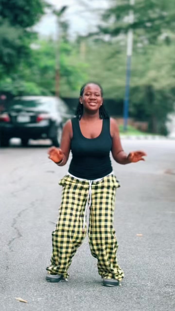 @PRETTY.SOM
