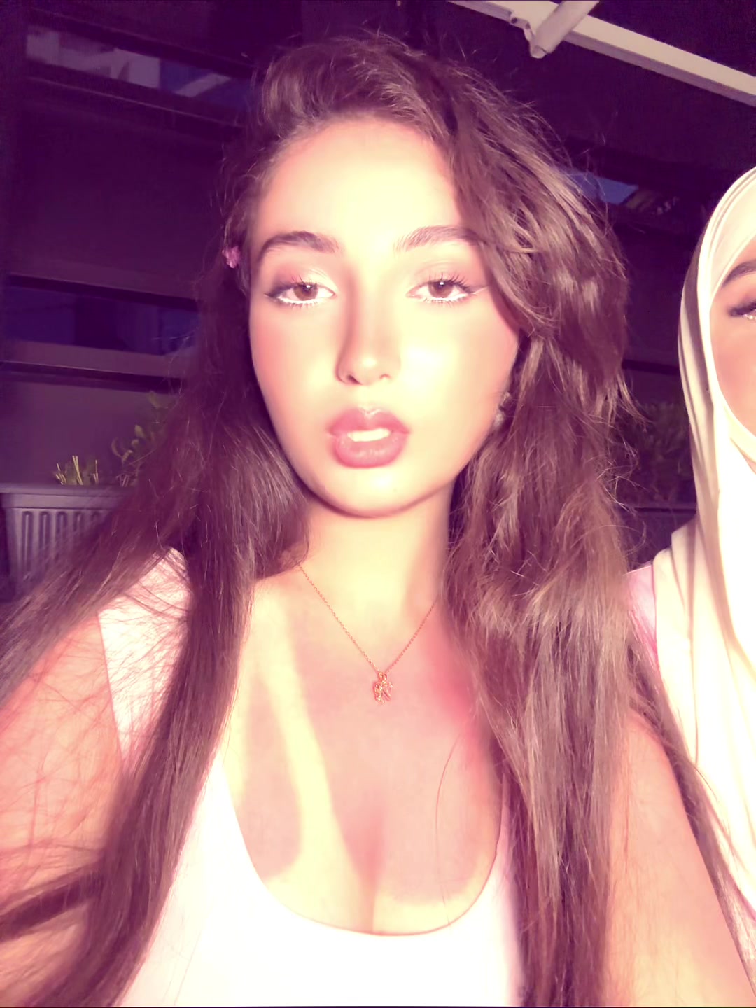 @<3