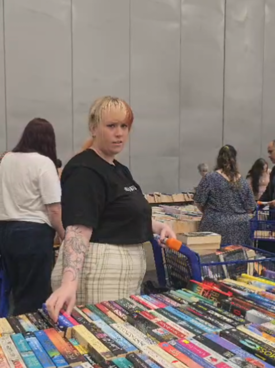 @onherbookshelfpodcast