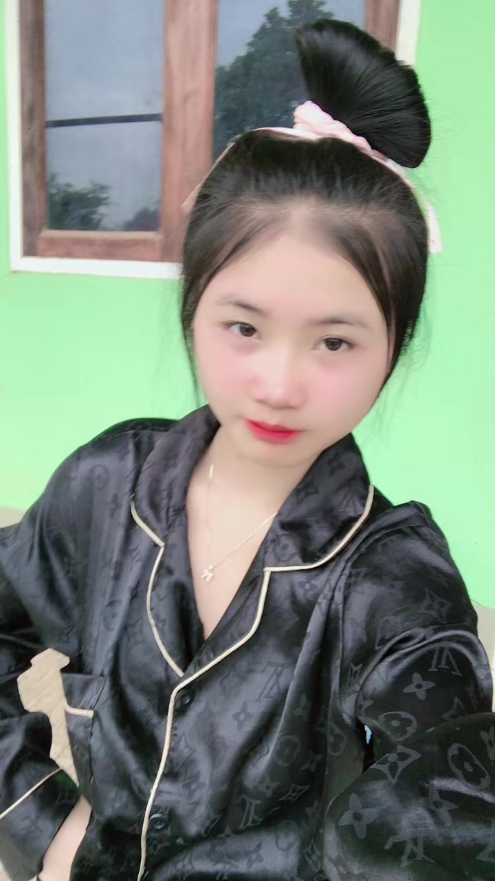 @ຂັວນ ສາວເມືອງເຟືອງ💚🐣