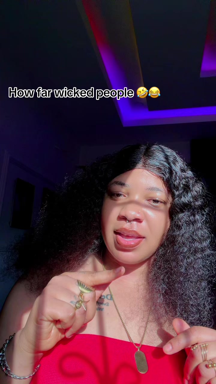 @🧜♀️evil understanding gf🦋