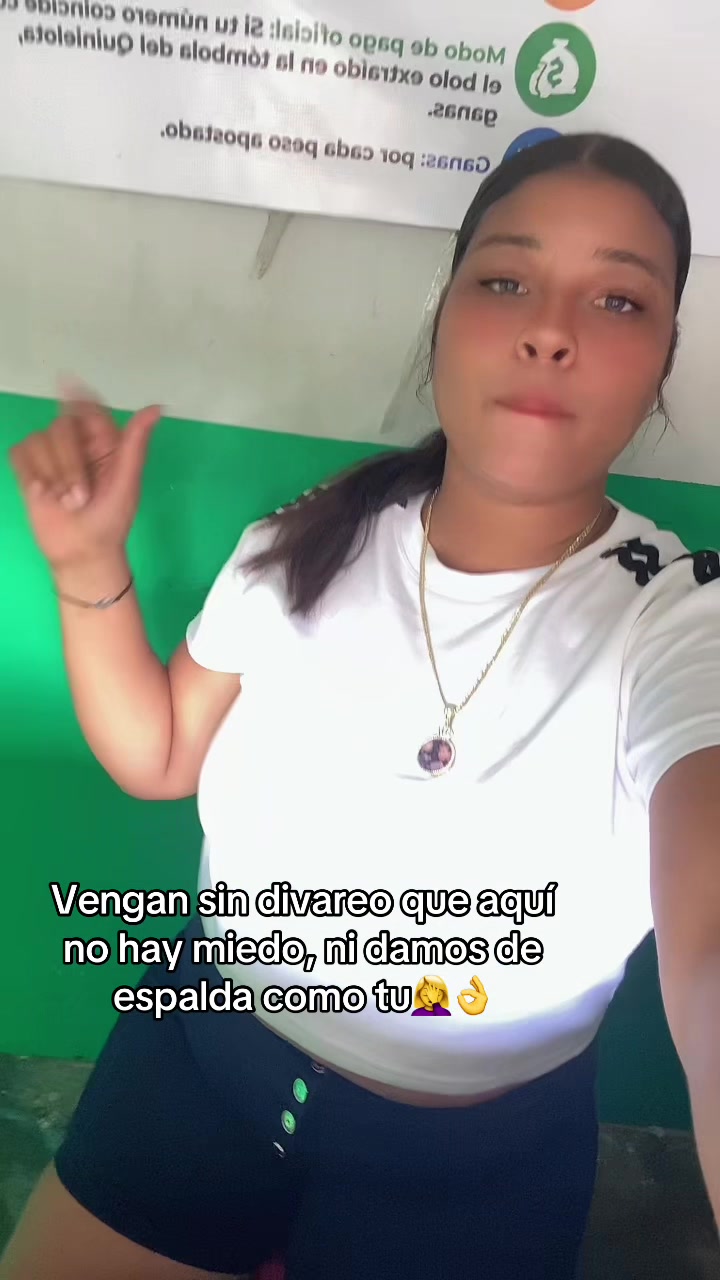 @Alexita0880