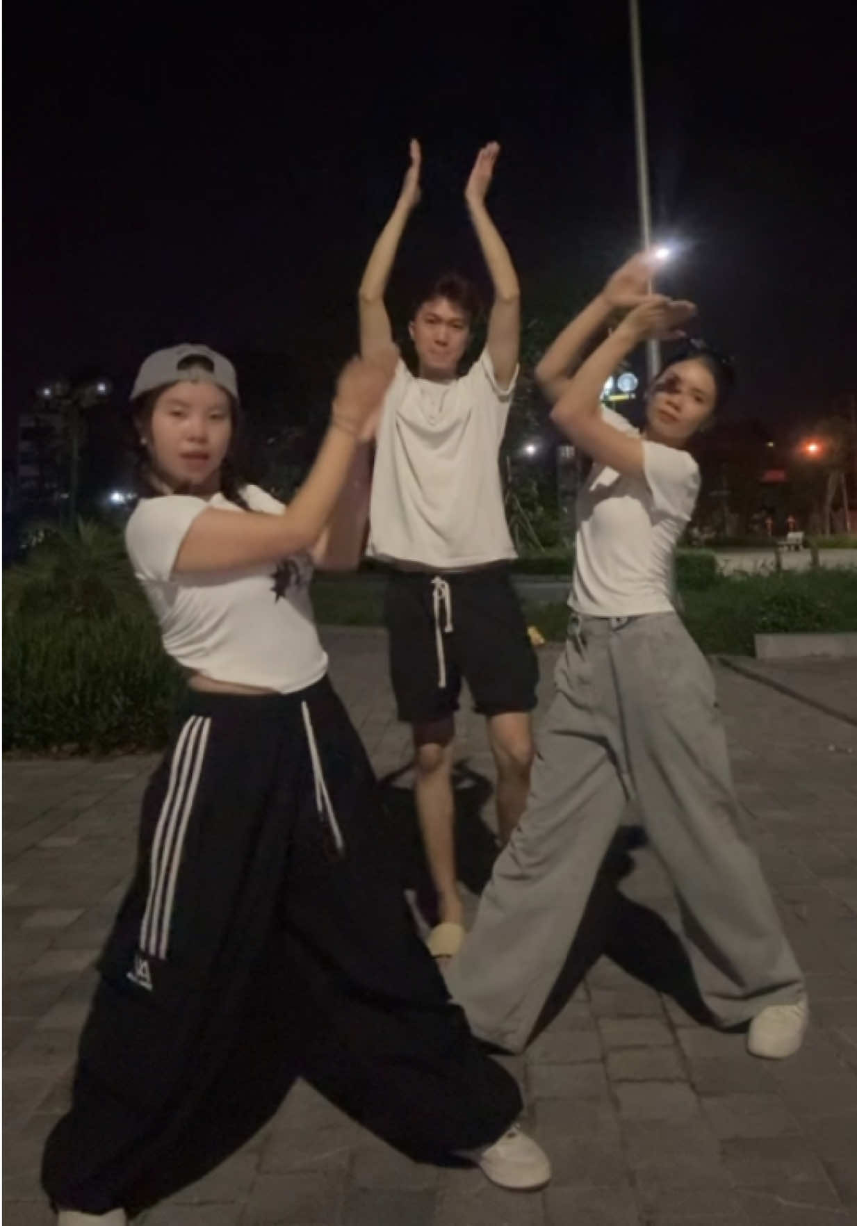 @bảo nh&ograve;ng nhọc 🙂&zwj;&harr;️