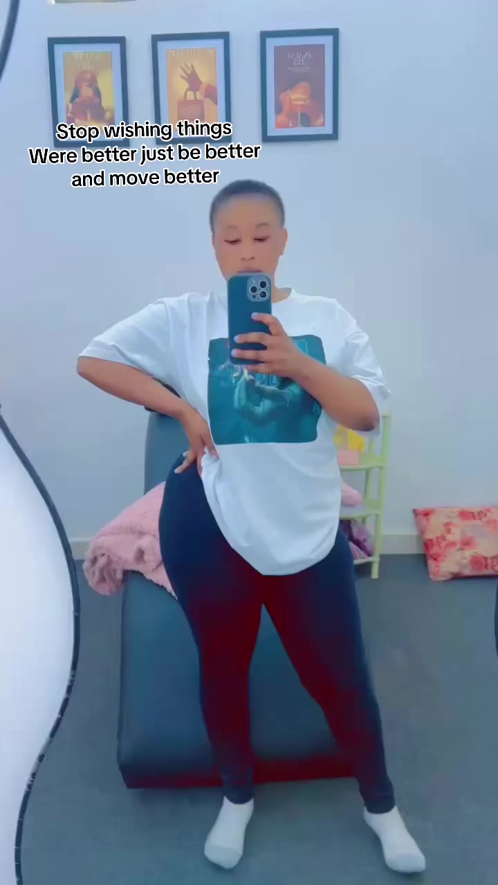 @Dee_lashes_conture