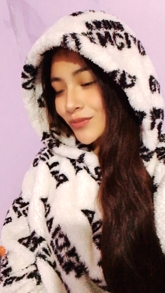 @𝐌𝐚𝐫&iacute;𝐚 ♫♡♪
