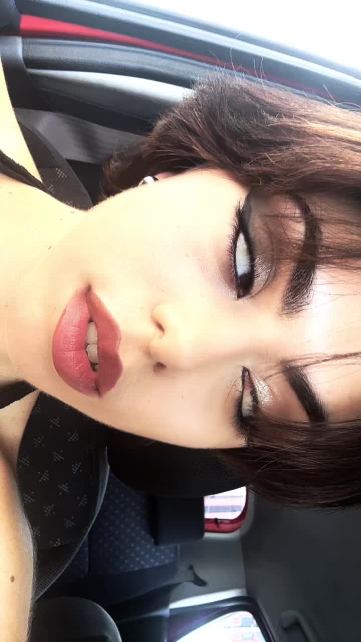 @Rosie_