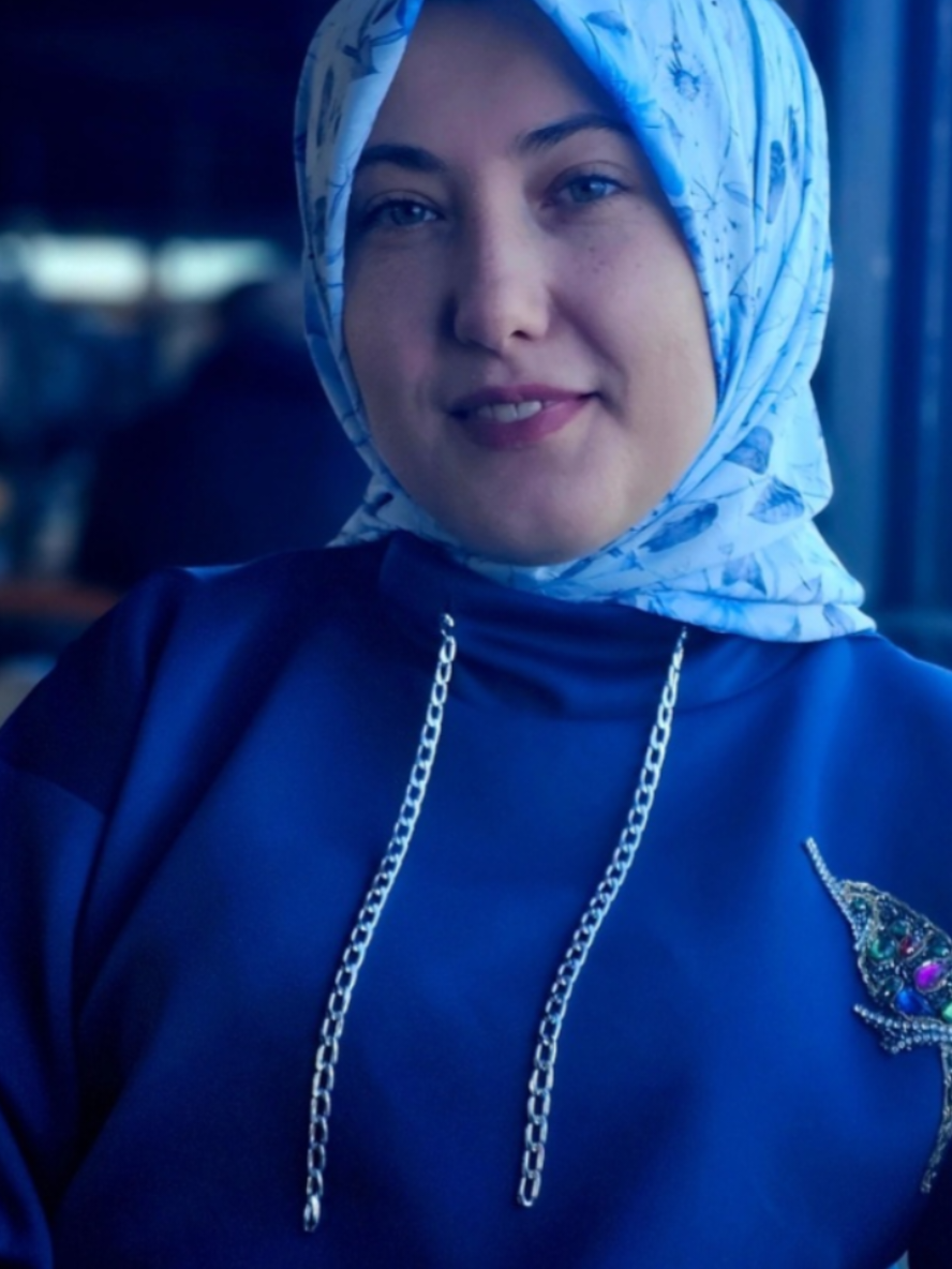 @Aslı Gelesss
