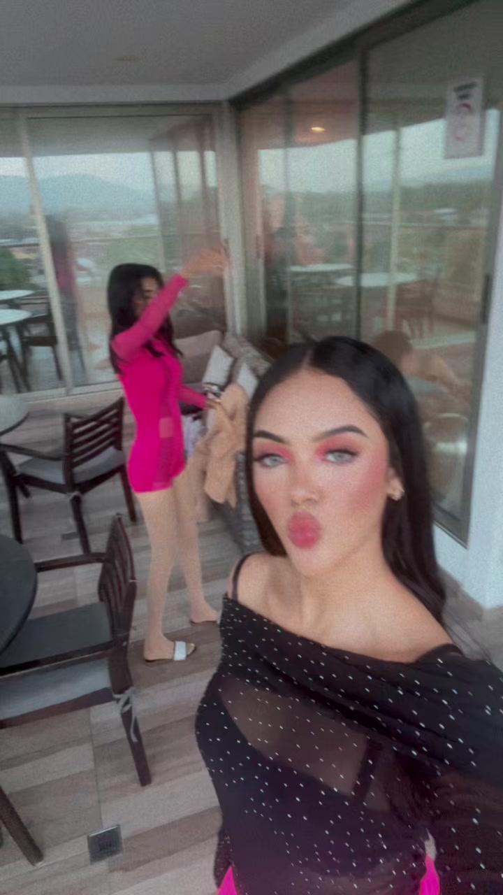 @Samantha Martinez 🦩