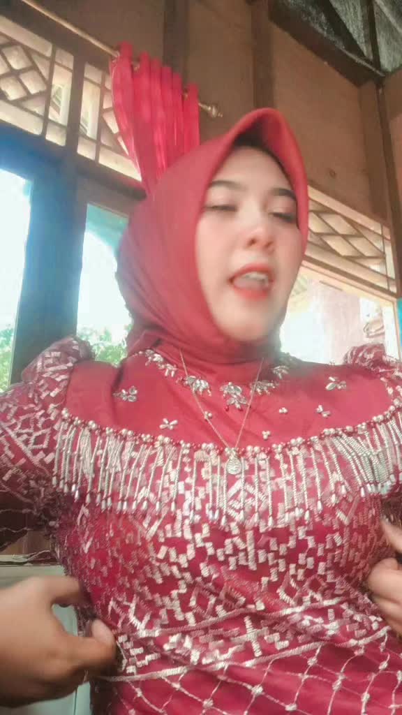 @cutrahmi05