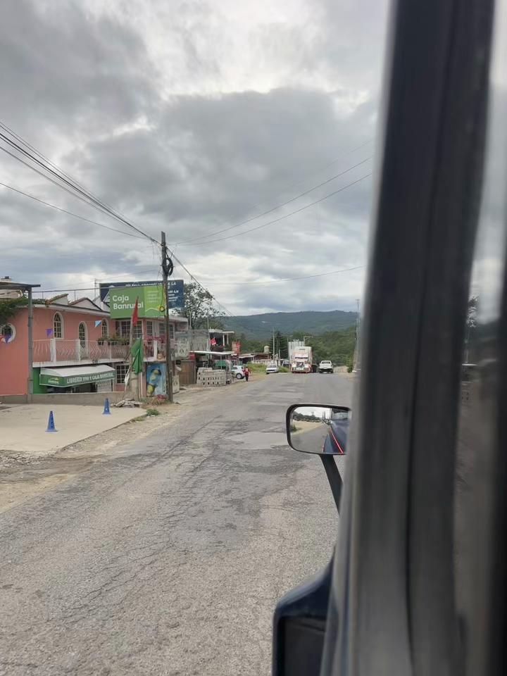 @VÁSQUEZ 🤴🏻