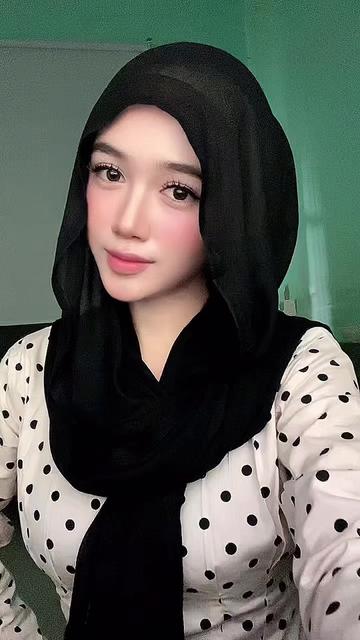 @𝒊𝑛𝒅𝑟𝒚
