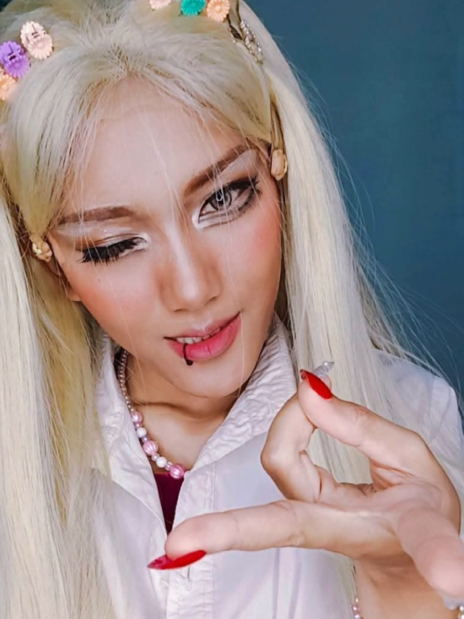 @Italee_cos