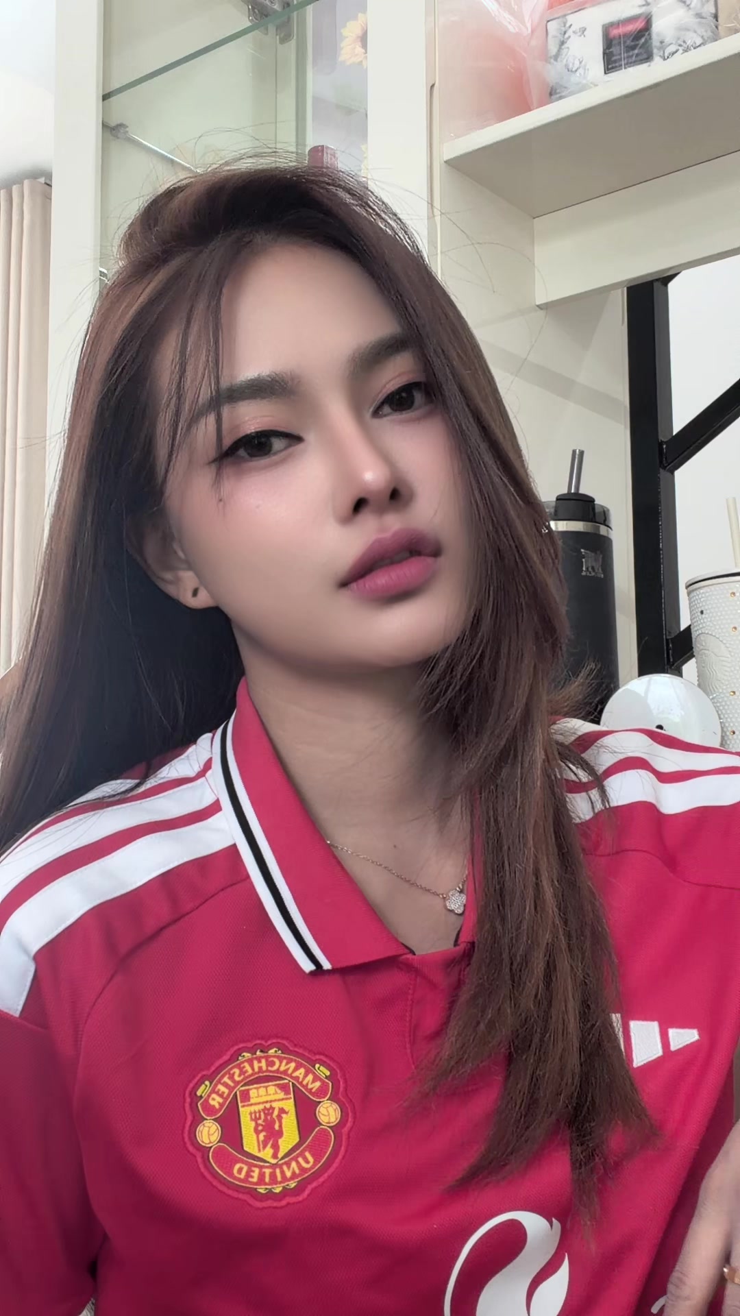 @น้ำแข็ง ทิพวรรณ (ช่องจริง)