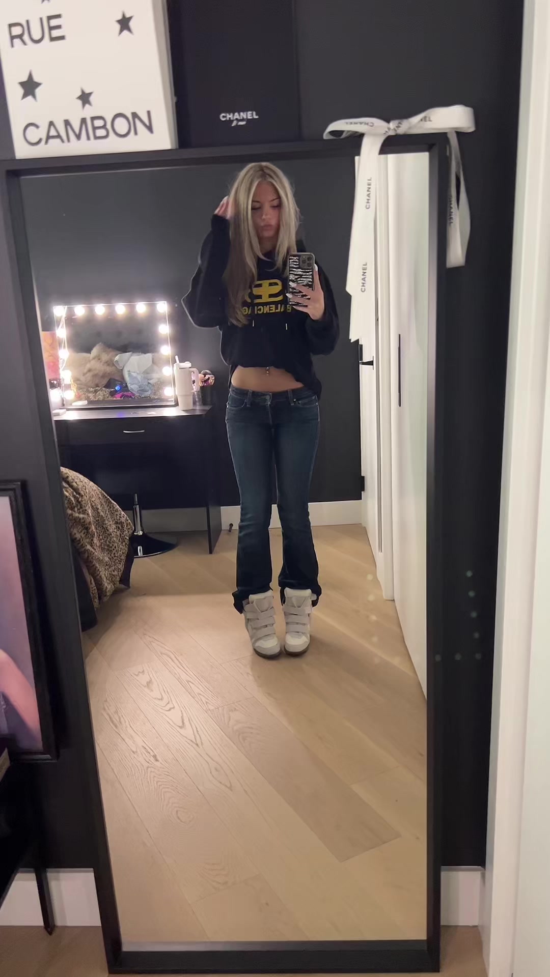 @Dasha🪽