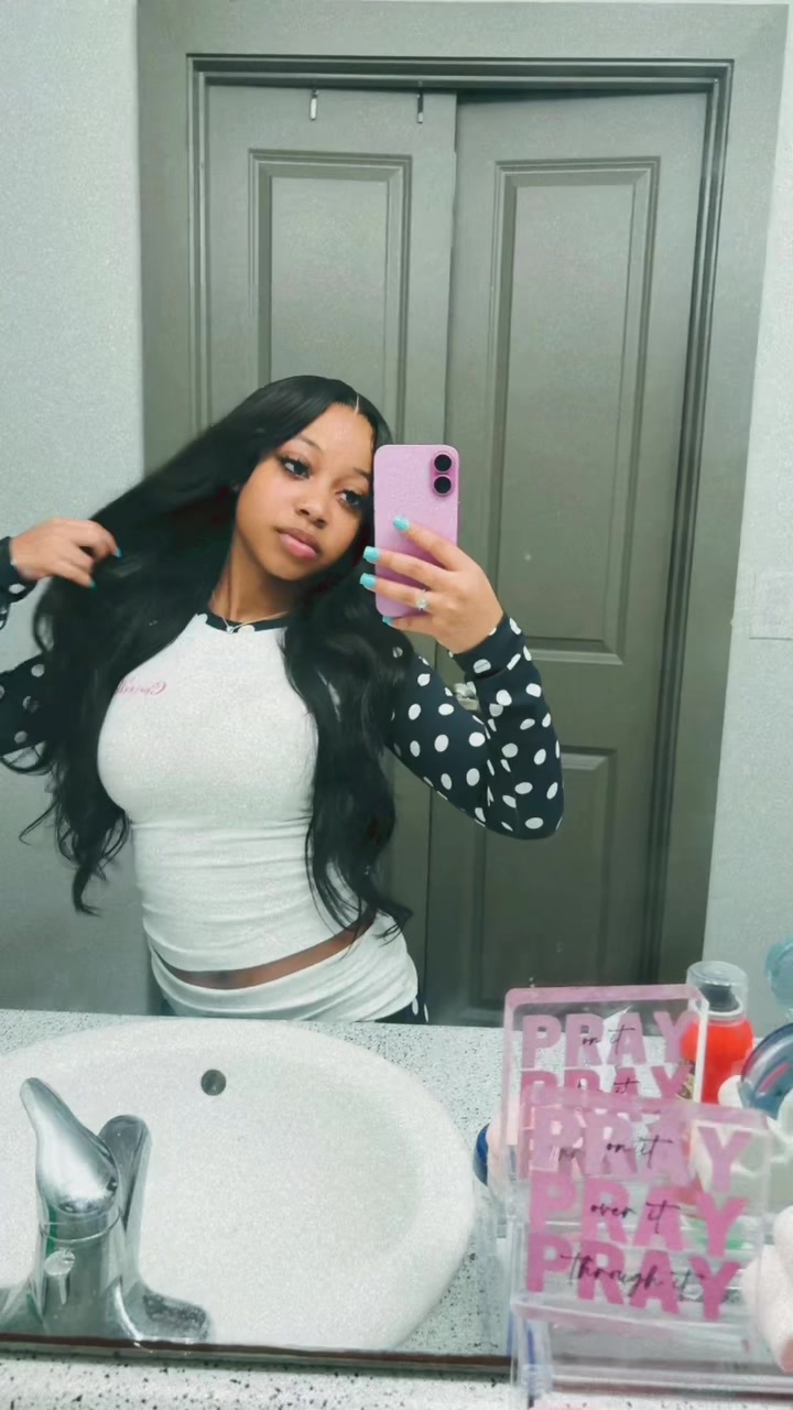 @prettypetiteprincessofc