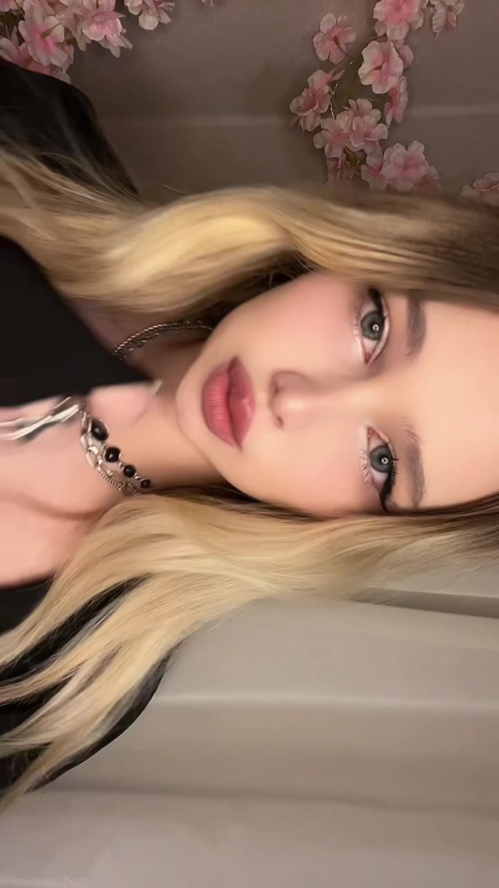 @🐰 𝑴𝒊𝒄𝒓𝒐𝒃𝒂𝒃𝒚 🐰